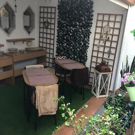 Merry's House לאגוּ‏ש