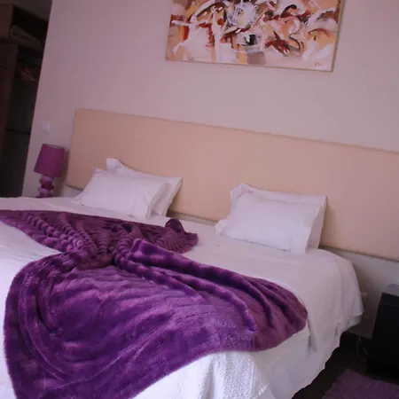 Merry's House 3*