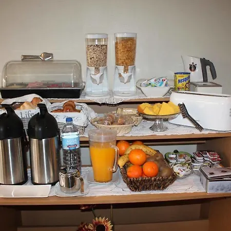 Merry's House 3* Lagos