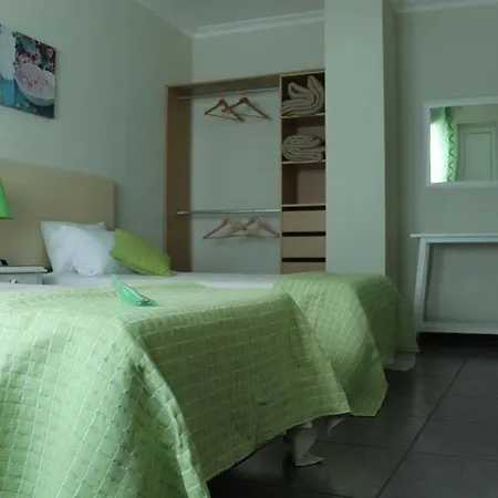 Merry's House 3*