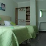 Merry's House 4*