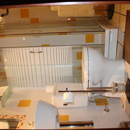 Merry's House 4* Lagos