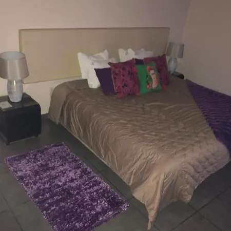 Merry's House Гостевой дом 4*