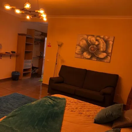 Гостевой дом Merry's House Лагуш