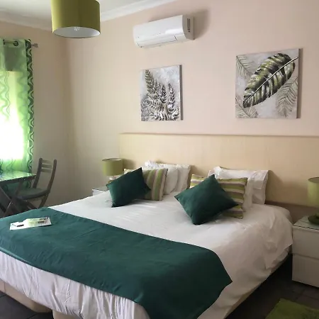 Merry's House 4* Lagos