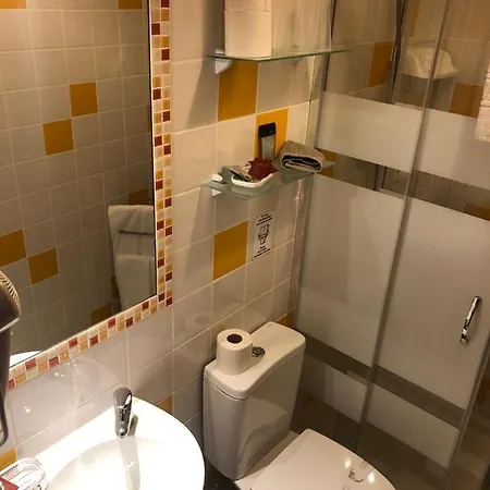 Merry's House Лагуш