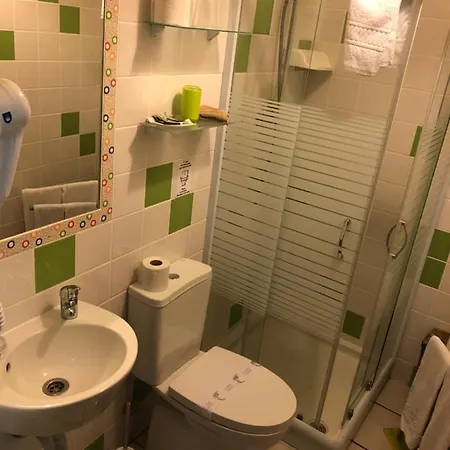 Merry's House Гостевой дом 4*