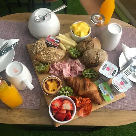 Merry's House Гостевой дом